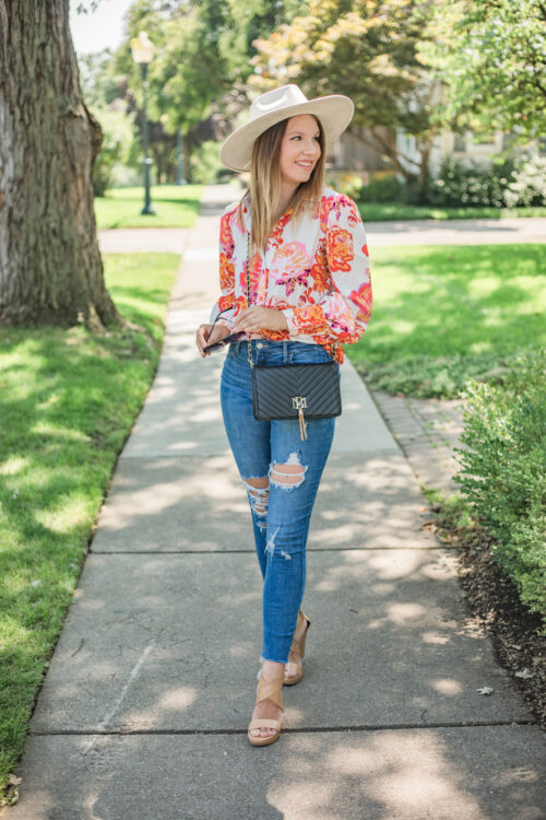 From Summer to Fall: How to Style a Colorful Floral Blouse for a Casual Look